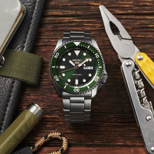 Seiko5 Sports SRPD63K Otomatik Erkek Kol Saati
