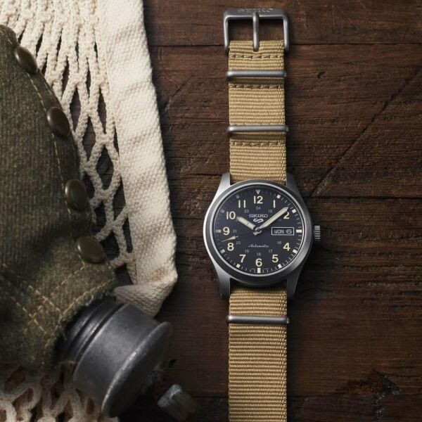 Seiko5 Sports Field SRPG35K Erkek Kol Saati