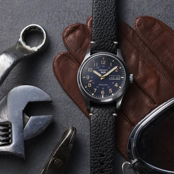 Seiko5 Sports Field SRPG39K1 Erkek Kol Saati