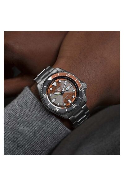 Seiko5 Sports SRPJ47K Otomatik Erkek Kol Saati