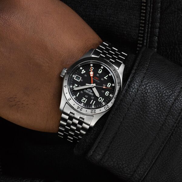 Seiko5 Sports Field GMT SSK023K Otomatik Erkek Kol Saati