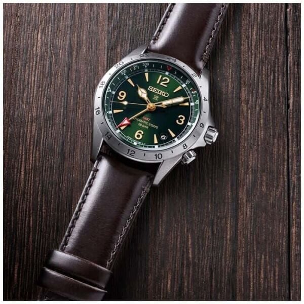 Seiko Prospex Alpinist GMT HBC007J1 Erkek Kol Saati