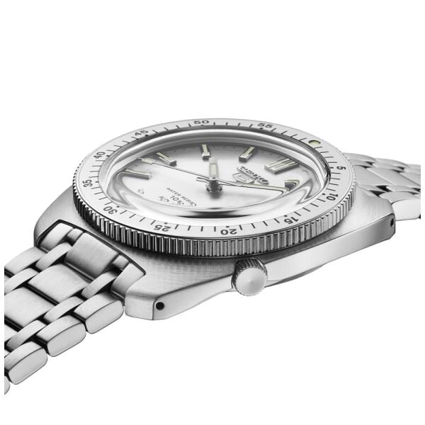Seiko 5 Sports Recreation Limited Edition SRPL91K1 Kol Saati