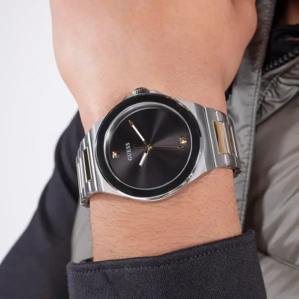 Guess GUGW0833G3 Pırlantalı Erkek Kol Saati