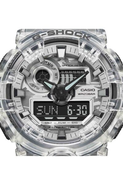 G-SHOCK Casio GA-700SKC-1ADR Kol Saati